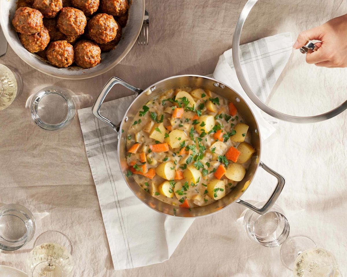 Kartoffelsuppe mit Hackfleischbällchen