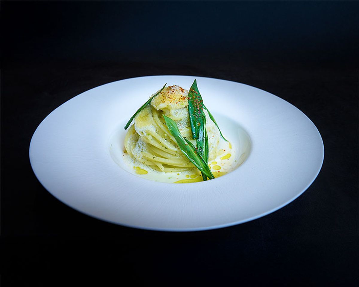 Frühlingshafte Bärlauch-Pasta mit Limettenschaum